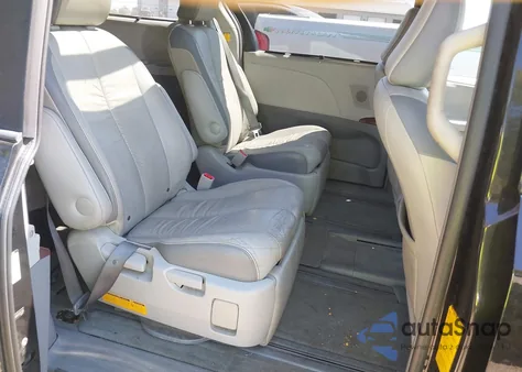 2012 Toyota Sienna Limited V6 7 Passenger z USA, uszkodzony, nr VIN 5TDYK3DC0CS225765